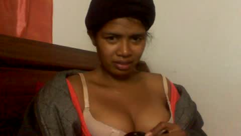 Snapshot of sexylarra12 chatting on June 9, 2026, 2:56 am sexylarra12 online show from June 9, 2026, 2:56 am