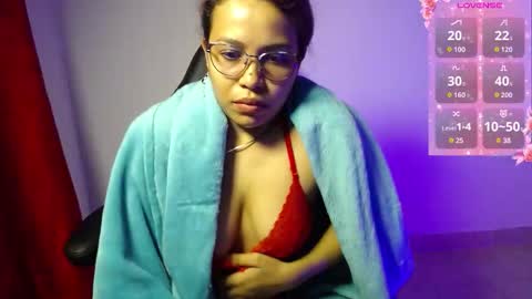 sexyloba  independent model online show from February 9, 2026, 12:58 am
