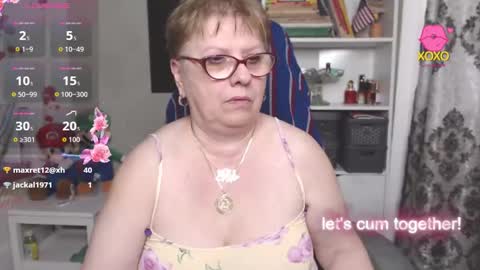 sexylynette4u online show from March 12, 2026, 10:21 am