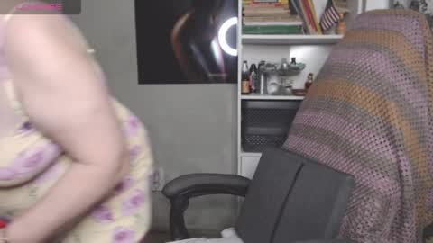 sexylynette4u online show from April 8, 2026, 9:09 am