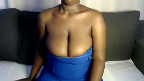Snapshot of sexymelaninn chatting on July 24, 2026, 1:09 pm Sexy Melanin online show from July 24, 2026, 1:09 pm