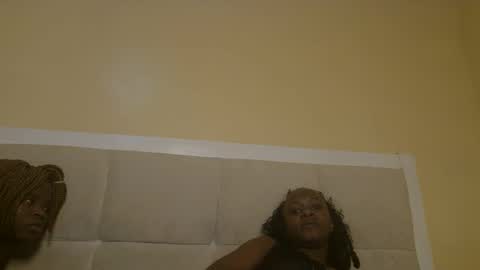 Snapshot of sexymia56 chatting on September 19, 2025, 7:10 am Miss mia online show from September 19, 2025, 7:10 am