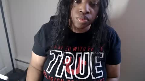 SexyMona online show from February 4, 2026, 5:41 pm