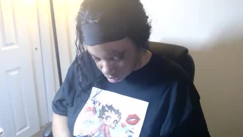 SexyMona online show from May 26, 2026, 4:19 am