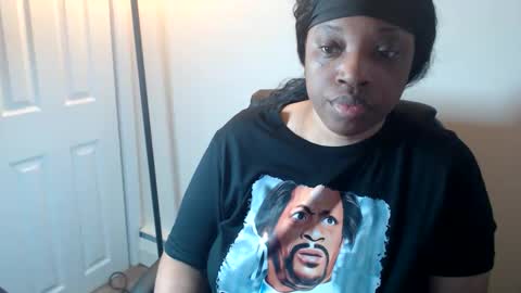 SexyMona online show from May 29, 2026, 9:51 am