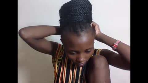 Snapshot of sexyneedle22 chatting on October 30, 2025, 8:49 am VIVIAN online show from October 30, 2025, 8:49 am