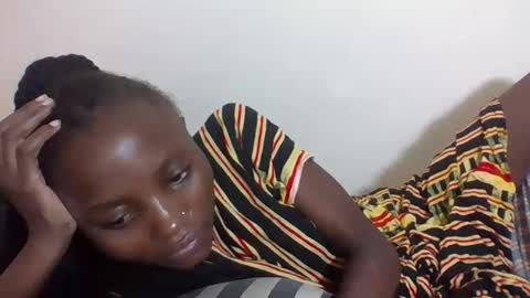 Snapshot of sexyneedle22 chatting on October 31, 2025, 6:47 am VIVIAN online show from October 31, 2025, 6:47 am