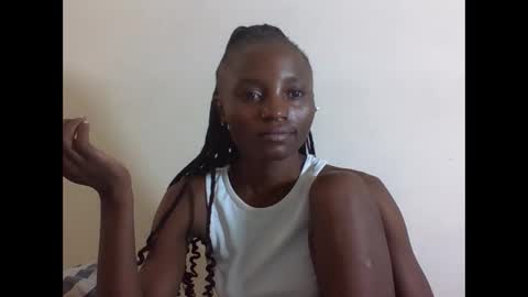 Snapshot of sexyneedle22 chatting on November 11, 2025, 6:35 am VIVIAN online show from November 11, 2025, 6:35 am