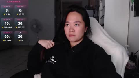 Snapshot of sexypenguin13 chatting on February 8, 2026, 8:18 am sexypenguin13 online show from February 8, 2026, 8:18 am