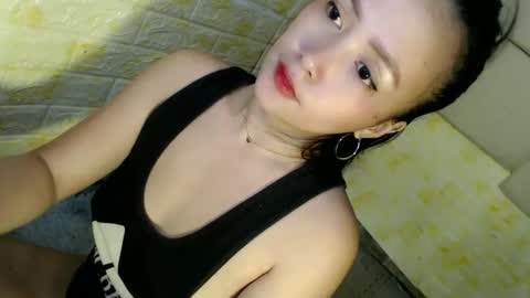 Snapshot of sexypinaymiya chatting on December 4, 2024, 4:32 am Miyah online show from December 4, 2024, 4:32 am