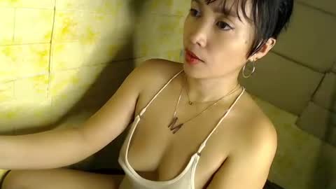 Snapshot of sexypinaymiya chatting on March 3, 2025, 7:54 am Miyah online show from March 3, 2025, 7:54 am
