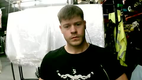 Snapshot of sexypornhot chatting on October 10, 2025, 5:39 am Erikson online show from October 10, 2025, 5:39 am