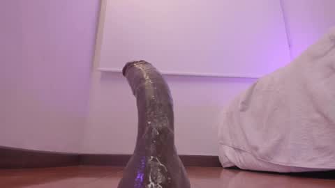 Snapshot of sexyshantal_ chatting on May 12, 2026, 7:33 pm Sshanty online show from May 12, 2026, 7:33 pm