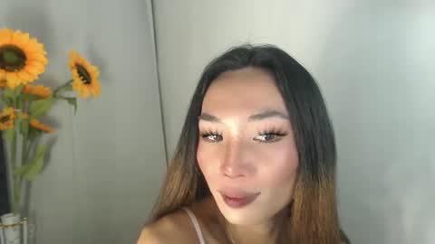 Snapshot of sexyshinixx chatting on February 25, 2025, 8:09 pm sexyshinixx online show from February 25, 2025, 8:09 pm