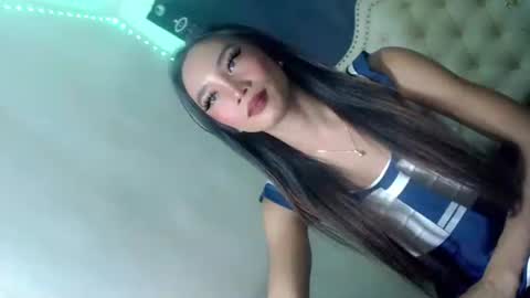 sexyshinixx online show from October 7, 2025, 7:33 pm