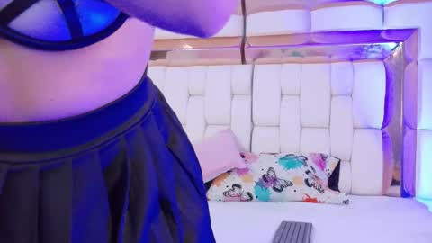 Kendall online show from February 24, 2026, 12:25 pm