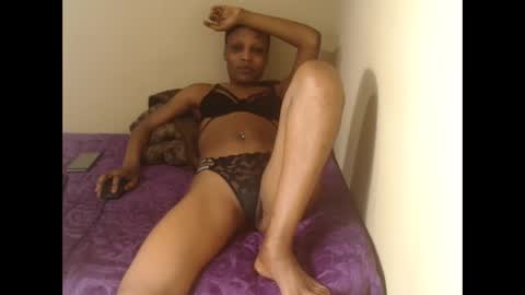 Snapshot of sexyslimmelanin chatting on November 13, 2025, 8:30 pm sexyslimmelanin online show from November 13, 2025, 8:30 pm