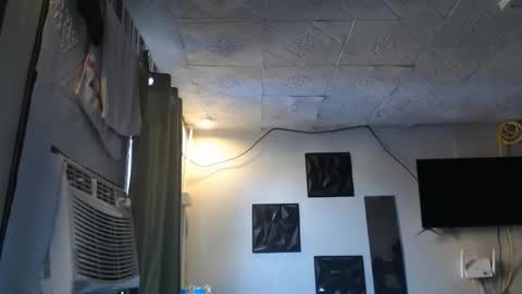 sexystrongcum online show from March 27, 2026, 8:48 am