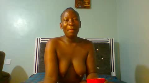 VIVIAN online show from February 19, 2025, 4:55 am