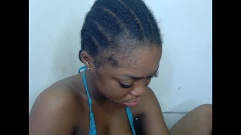 Snapshot of sexyxmilfx chatting on February 21, 2026, 11:28 pm sexyxmilfx online show from February 21, 2026, 11:28 pm