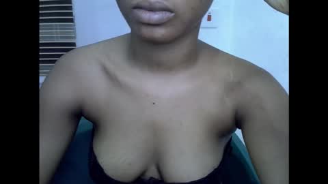 sexyxpeach online show from February 19, 2026, 6:59 pm