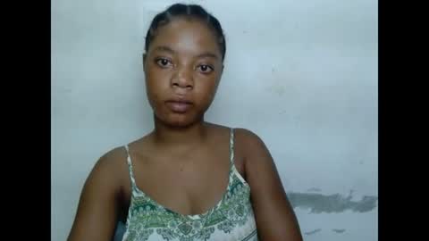 sexyxpeach online show from June 12, 2026, 3:44 pm