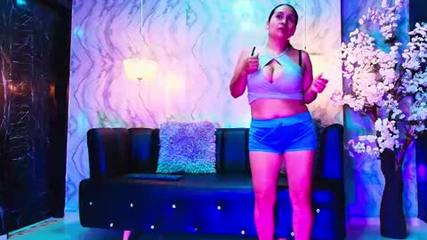 MADAME  online show from December 1, 2025, 11:37 am