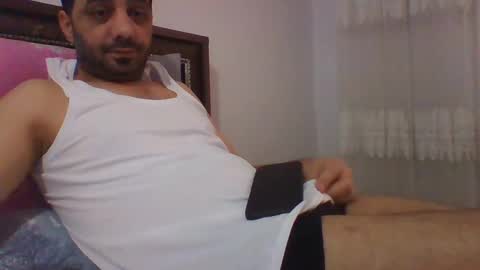 Snapshot of sexyyy_mannn chatting on January 29, 2025, 1:49 pm sexyyy_mannn online show from January 29, 2025, 1:49 pm