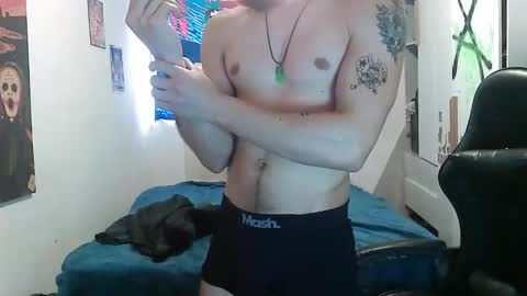 Snapshot of shacoklown chatting on March 5, 2026, 10:11 am shacoklown online show from March 5, 2026, 10:11 am