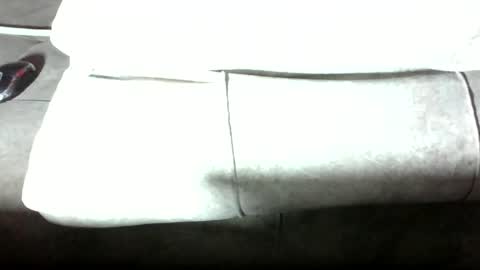 Snapshot of shades_x254 chatting on July 13, 2026, 8:44 pm shades_x254 online show from July 13, 2026, 8:44 pm