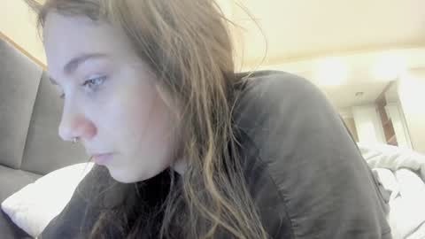 shadow_raffi online show from February 8, 2025, 2:27 pm