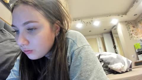 shadow_raffi online show from September 14, 2025, 7:02 pm