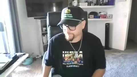 shadowghost480 online show from April 7, 2026, 7:14 pm