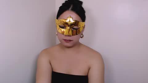 Snapshot of shadowseductress chatting on February 2, 2026, 11:25 pm shadowseductress online show from February 2, 2026, 11:25 pm