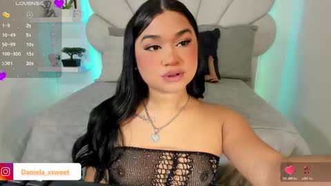 Snapshot of shairytovar chatting on February 6, 2026, 6:18 am shairytovar online show from February 6, 2026, 6:18 am