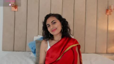 Snapshot of shaliny_ chatting on May 5, 2026, 7:00 pm Shanily online show from May 5, 2026, 7:00 pm