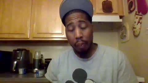 Snapshot of shameak chatting on December 2, 2024, 10:34 pm Shameak online show from December 2, 2024, 10:34 pm