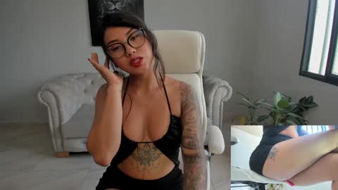 Snapshot of shanabellucy chatting on January 9, 2025, 5:54 pm onlyfans shanabellucy online show from January 9, 2025, 5:54 pm