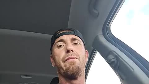 Snapshot of shane198569 chatting on October 17, 2025, 9:39 pm shane198569 online show from October 17, 2025, 9:39 pm