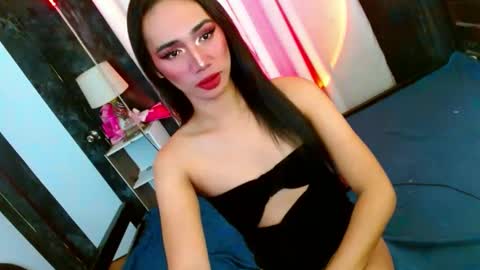 Snapshot of shane_hugexx chatting on February 8, 2025, 4:47 pm MISS SHANE online show from February 8, 2025, 4:47 pm