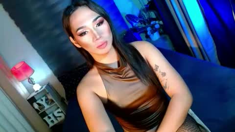 Snapshot of shane_hugexx chatting on October 26, 2025, 4:35 pm MISS SHANE online show from October 26, 2025, 4:35 pm