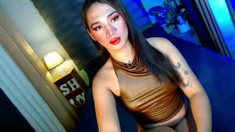 Snapshot of shane_hugexx chatting on November 11, 2025, 4:40 pm MISS SHANE online show from November 11, 2025, 4:40 pm