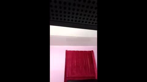 shanelle7 online show from April 16, 2026, 1:01 pm