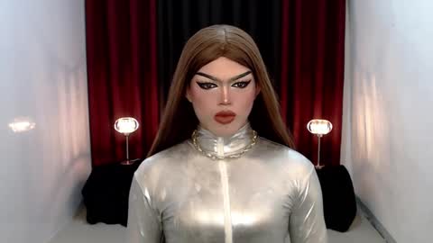 Snapshot of shanex01 chatting on December 23, 2024, 11:57 am Shane X online show from December 23, 2024, 11:57 am