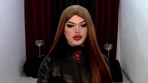 Snapshot of shanex01 chatting on December 30, 2024, 12:11 am Shane X online show from December 30, 2024, 12:11 am