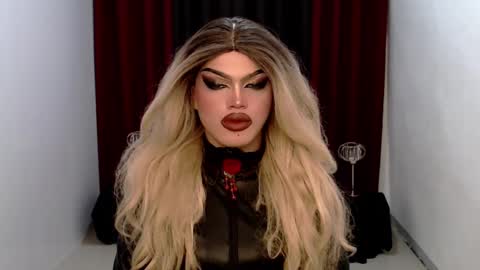 Snapshot of shanex01 chatting on January 5, 2025, 11:01 pm Shane X online show from January 5, 2025, 11:01 pm