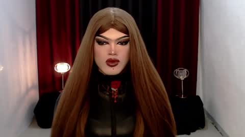 Snapshot of shanex01 chatting on January 21, 2025, 12:18 pm Shane X online show from January 21, 2025, 12:18 pm