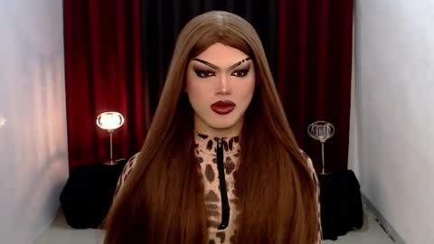 Snapshot of shanex01 chatting on January 22, 2025, 8:51 am Shane X online show from January 22, 2025, 8:51 am