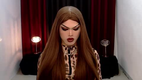 Snapshot of shanex01 chatting on January 22, 2025, 11:56 am Shane X online show from January 22, 2025, 11:56 am