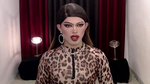 Snapshot of shanex01 chatting on February 9, 2025, 8:11 am Shane X online show from February 9, 2025, 8:11 am